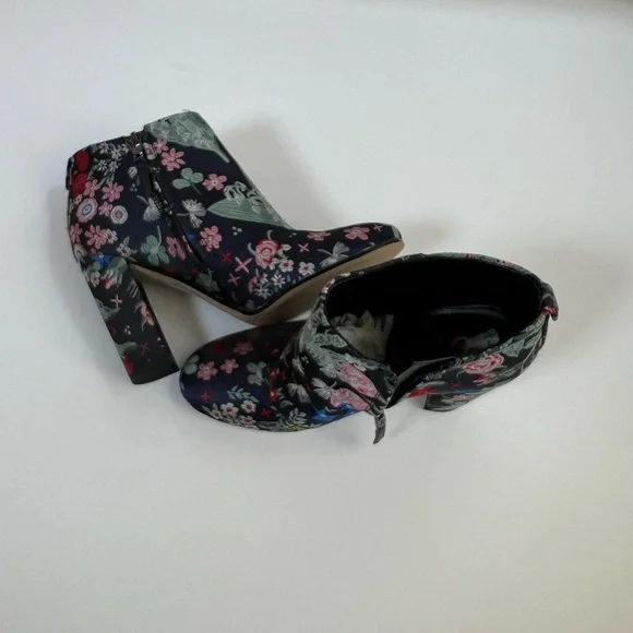 Sam Edelman Floral Embroidered Ankle Booties Block Heel Zip Sz 6.5 - Picture 6 of 16